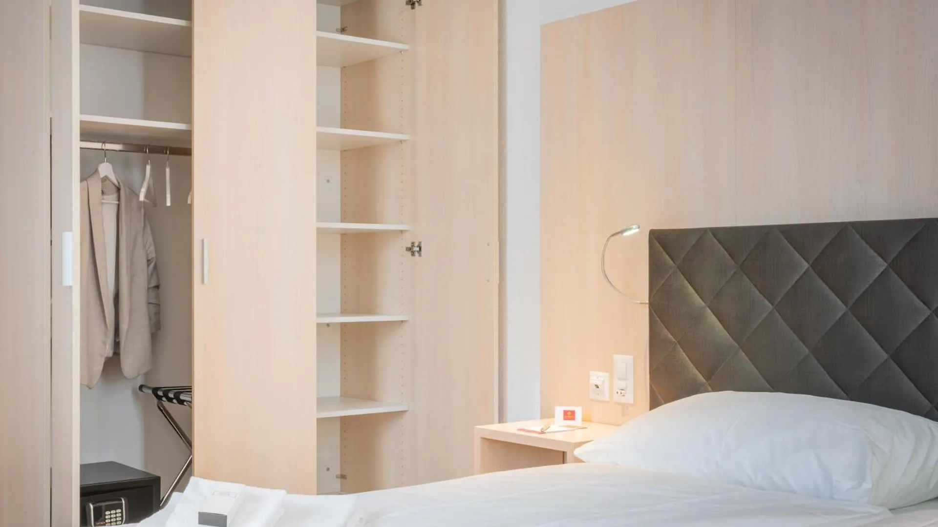 Los Lorentes Apartments Bern Airport 比尔坡 公寓式酒店